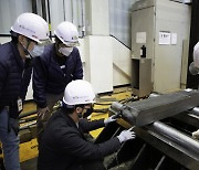 폐플라스틱으로 전량수입 '철도 침목' 국산화 성공