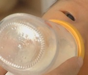 중국 저출산 대책이 모유수유율 높이기?.."우리가 소냐"
