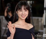 [오마이포토] 환한 미소로 인사하는 박은빈