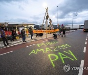 NETHERLANDS BLACK FRIDAY AMAZON PROTEST