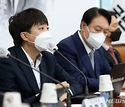 이준석 "이번 선거, 카드뉴스 없다..정치인 평가기준은 '말'"