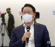 올 들어 4번째 방미하는 최태원..공급망 위기·북핵 위기 등 논의