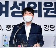 이준석 "검찰 출신 尹, 정치 잘 몰라..장점 극대화 고민"