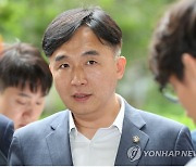 경찰, 정철승 변호사 성폭행 피소 사건 '무혐의' 불송치 결정