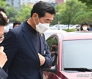 윤화섭 안산시장 2심서 '벌금 90만원'..일단 '직 유지' 회복(상보)