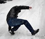 [오늘의 날씨]전북(2일, 목 ).. "출근길 빙판 조심" 5mm 내외 눈비
