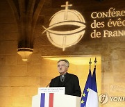 교황, 여성 문제로 구설 프랑스 파리 대주교 사임 수리