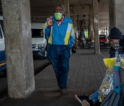 남아공, '오미크론 확산'에 하루 1만명 신규 확진