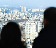 초강력 대출 규제 여파.. 서울 이어 수도권 아파트도 '팔자' 우세