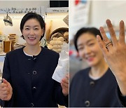 '판사♥' 박진희, 왼손 약지에 낀 특별한 반지 "한 번 사면 끝까지"