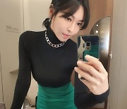 '이상우♥' 김소연, 우아한 거울셀카..동안 비주얼
