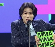 '2021 MMA' 이무진, 신인상·OST·TOP10 3관왕 "이런 날이 오다니"