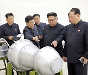 北 핵활동 재개 조짐에도..한국만 나홀로 '군비통제'