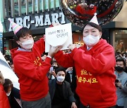 '이핵관' 의혹 제기한 가세연..이준석 "수행팀장·정무실장·보좌역, 거의 모든 일정 함께해"