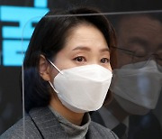 "그런 이야기를 꾸며낼 순 없다"..조동연에 사과한 평론가