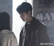 안희연 vs 김민규, 기싸움 승자는?..'아이돌'