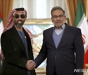 UAE 국가안보보좌관, 이란 방문해 라이시 대통령과 만나