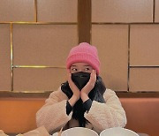 김유지, ♥13살 연상 정준과 데이트 했나.."해피 바이러스"
