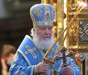 러시아정교회 수장 "교회 감염 두려워 말라, 하나님의 은총이 보호"