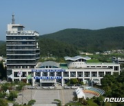 기장군, 집단감염 발생 관내 초등학교 집중 방역소독