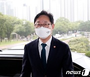 "특검법에 무제한 공개 특별조항 넣은 사람"..한동훈, 박범계 직격(종합)