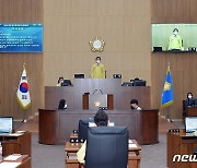 울주군 상임위서 예산안 대폭 삭감..역대 최대 377억원↓