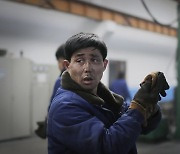 "다신 못 걷게하라" 탈북시도 해외노동자 응징한 北 당국