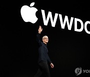 "애플, 규제 무마하려 중국과 324조원 규모 비밀 계약 맺어"