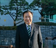 [손학규 20대 대통령 선거 무소속 후보에게 고견을 듣는다] 정치기자가 뽑은 '최고 대통령 후보'.. 대통합으로 제왕적 제도 폐지 강조