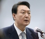 尹 측, 직무정지 취소소송 각하에 "정권교체로 종지부 찍겠다"
