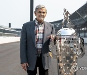 IndyCar Obit Unser