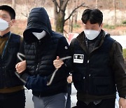 '성관계 불법촬영' 골프리조트 회장 아들·공범 구속.. 法 "혐의 소명돼"