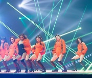 [포토] 이효리-스우파, '신구 댄싱머신들의 무대'