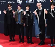 [포토] TXT, '만화에서 나온 듯 멋지게~' (2021 MAMA)