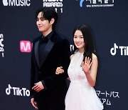 [포토] 김영대-김혜윤, '선남선녀 등장~' (2021 MAMA)