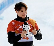 스노보드 이상호, 한국 선수 최초로 FIS 월드컵 금메달