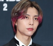 [포토S] NCT127 쟈니, '핑크가 포인트'