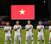 박항서의 베트남, 말레이시아에 3-0 완승..인니에 골득실 밀린 2위