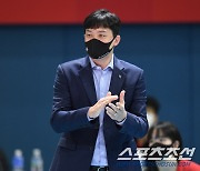 [광주코멘트]3위 도약 이영택 감독 "상대 외국인 없는데 방심하지 않고 잘 풀었다."