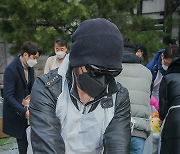 [bnt포토] 김보성 '올해도 의리로 사랑의 김치나누기 행사 왔어요'