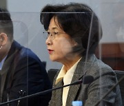 추미애, 윤석열 맹공격 "장모·배우자 의혹, 결혼 전 일이라고 피할 문제 아냐"