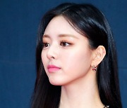 있지(ITZY) 유나 '예뻐도 너무 예뻐..' [EM포토]