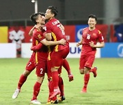 박항서의 베트남, 말레이에 3-0 완승..2연승 질주+B조 2위 [스즈키컵]