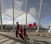 Greece Santa Run