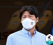[오피셜] 충남아산, 내년에도 박동혁 감독과 함께