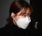 기업은행, 조송화에 '계약 해지' 결정.. "신뢰관계 파괴로  계약유지 불가능"