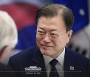 美 "한국, 베이징올림픽 보이콧 결정은 스스로 내리는 것"