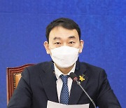 與 김용민, 112 신고내역 공개..권성동 "법적 책임 져야"