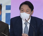 이재명 "선지원 후정산"..윤석열 "공공기관 노동이사제 찬성"