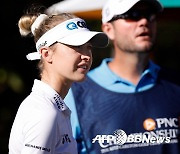 'LPGA 현역 선수로 최초' 넬리 코다, 댈리 부자와 격돌 [PNC 챔피언십]